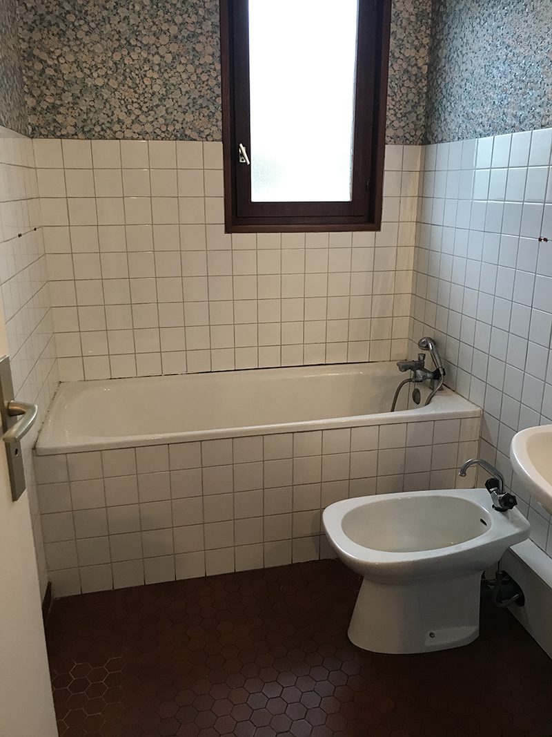 Transformation d’une baignoire en douche à Rumilly - RENOVBAIN RHONE ALPES