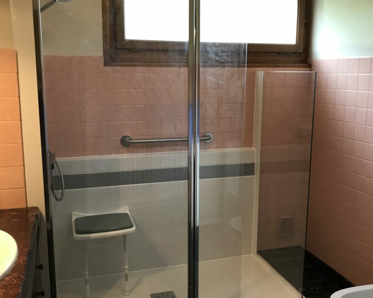 Transformation d'une baignoire en douche à Annecy