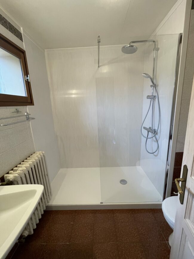 Transformation baignoire en douche