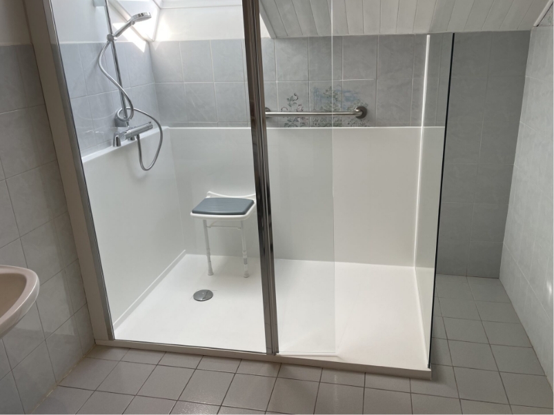 Transformation baignoire en douche